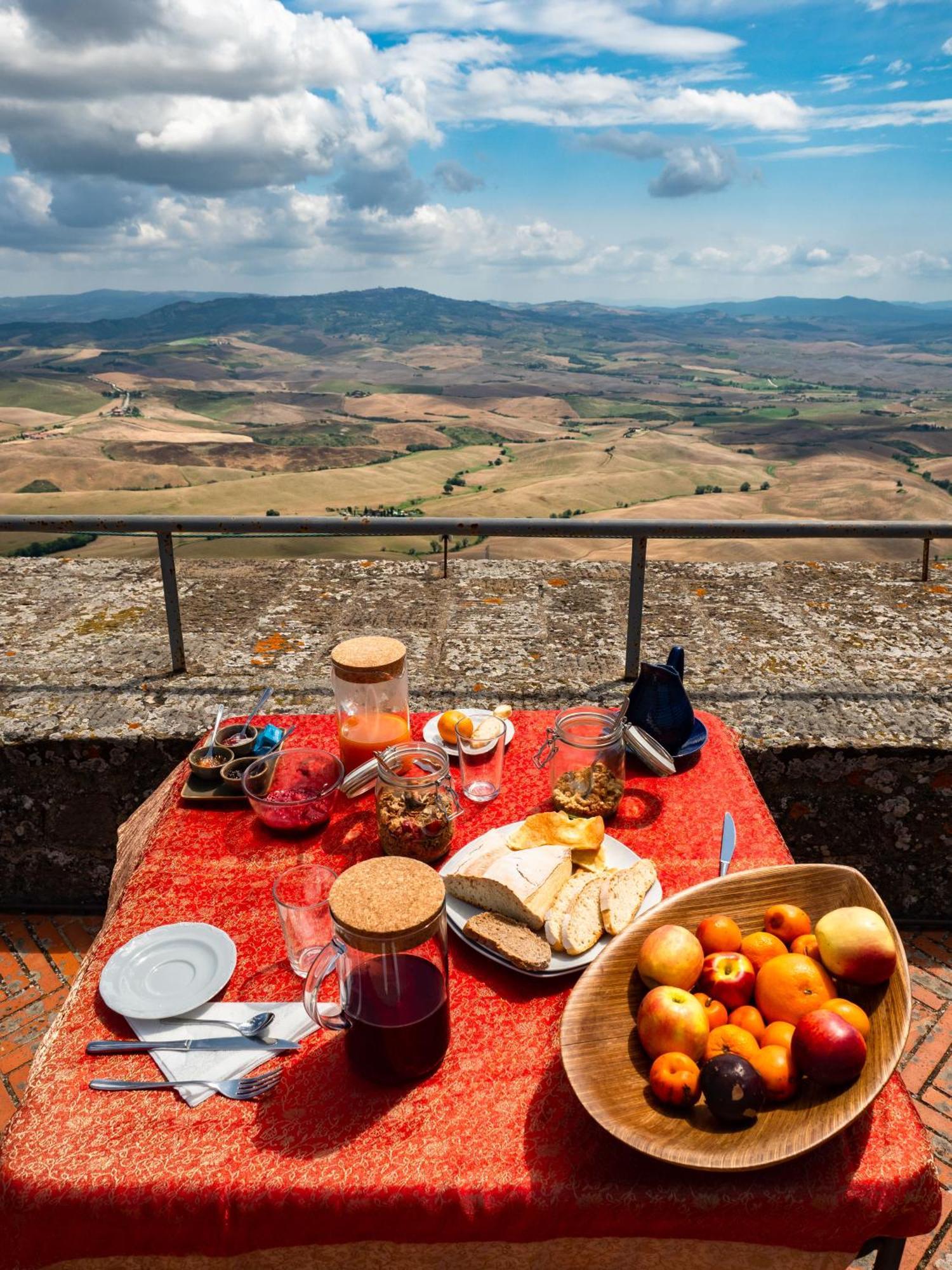 Torre Dei Belforti Montecatini Val di Cecina Ngoại thất bức ảnh
